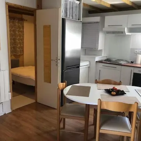 Domek alpejski Chalet 77 Proche S Besse Égliseneuve-dʼEntraigues